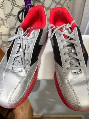 Brunswick Men's Silver and Red Bowling Shoes Size 14